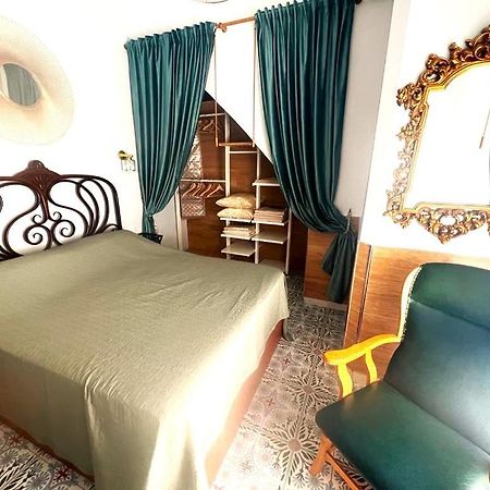 Esmeralda Apartment With Free Private Underground Parking Valencia Ngoại thất bức ảnh