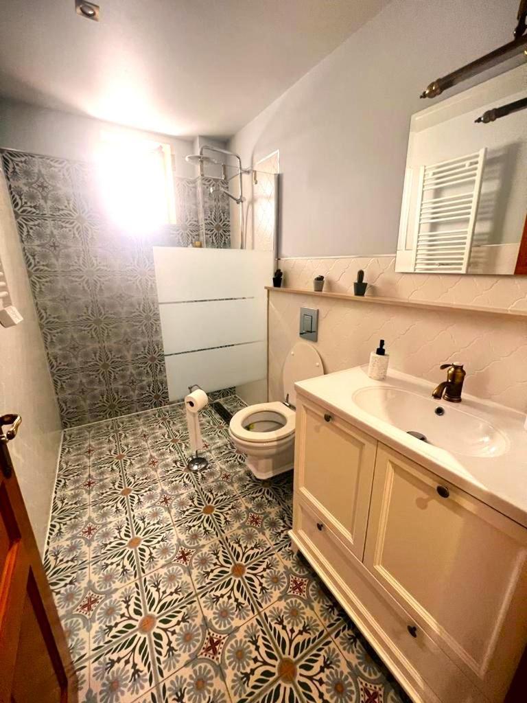 Esmeralda Apartment With Free Private Underground Parking Valencia Ngoại thất bức ảnh
